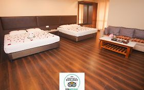 Grace Treasure Hotel